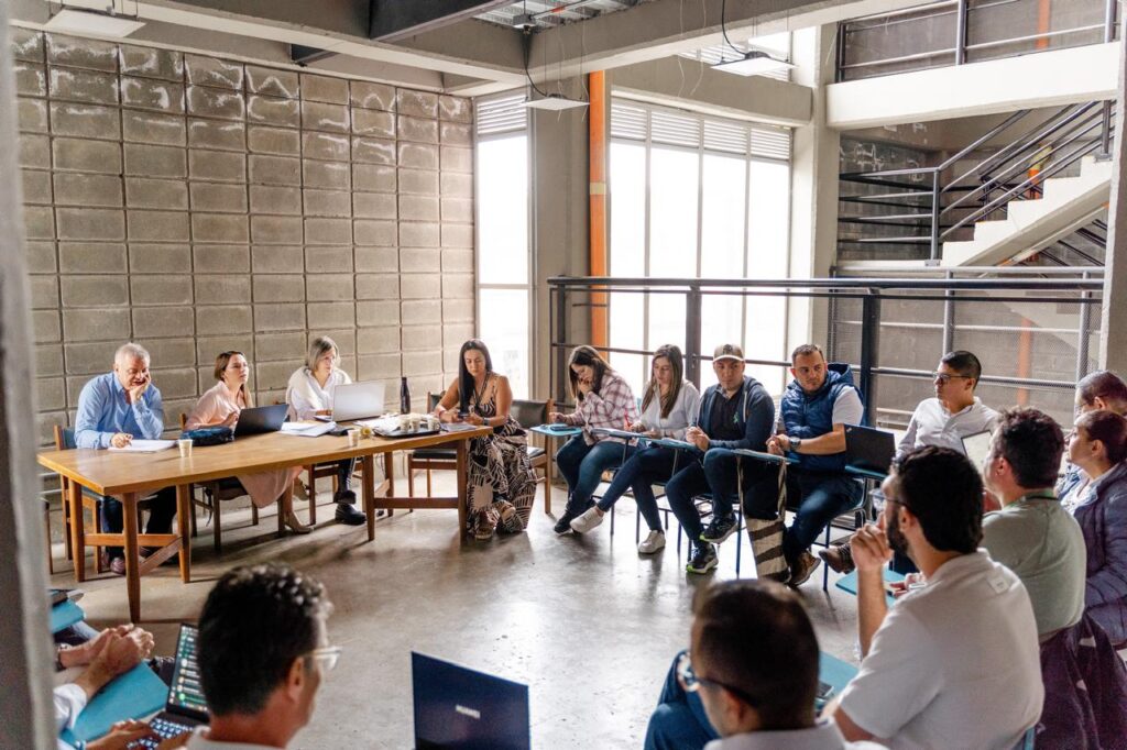 Gobierno de Caldas impulsa el reconocimiento de los caficultores del departamento con la instalación de la Mesa Técnica de Cafés Especiales de Alta Calidad