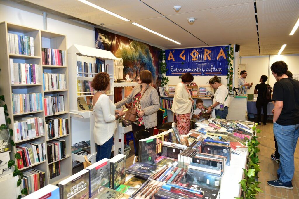 La Secretaría de Cultura y Civismo impulsa oportunidades culturales en la Feria del Libro de Manizales