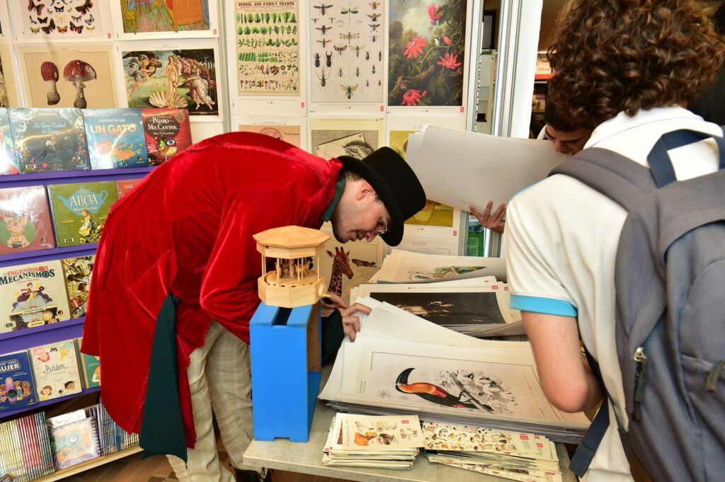 La Secretaría de Cultura y Civismo impulsa oportunidades culturales en la Feria del Libro de Manizales