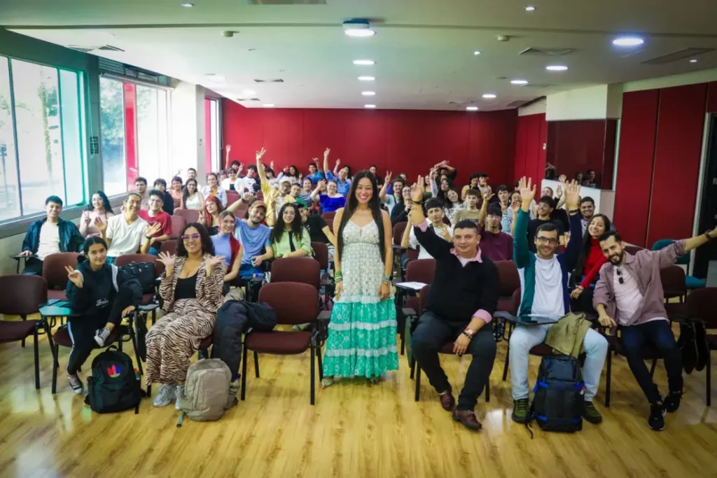 Más becas y oportunidades para los estudiantes de la Licenciatura en Lenguas Modernas