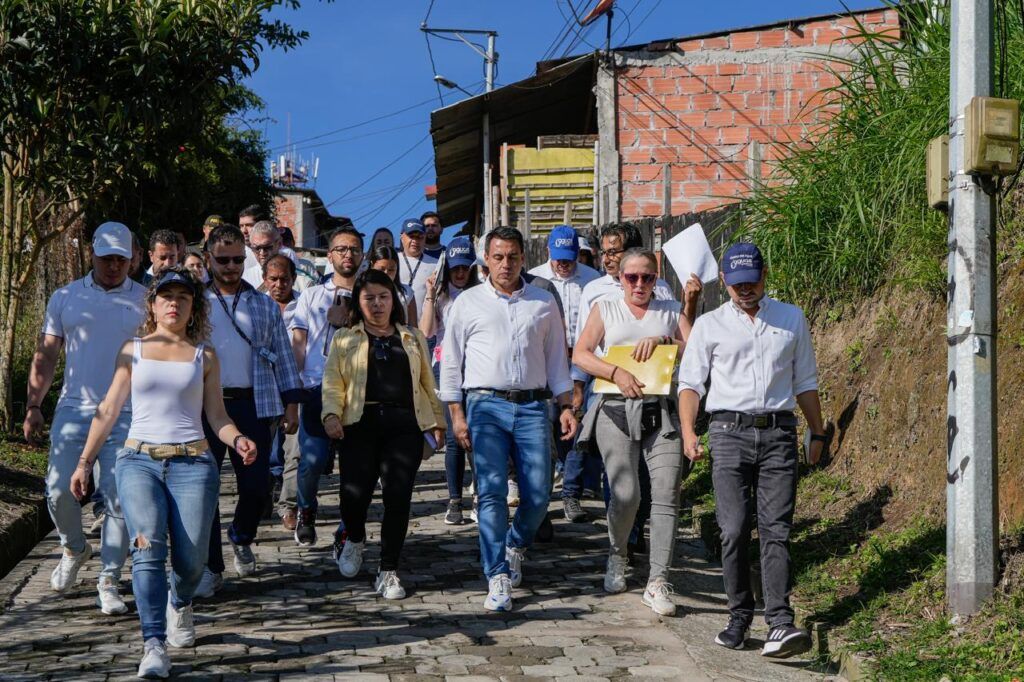 Soluciones a necesidades de la comunidad del Corregimiento El Manantial, con Gobierno en la Calle