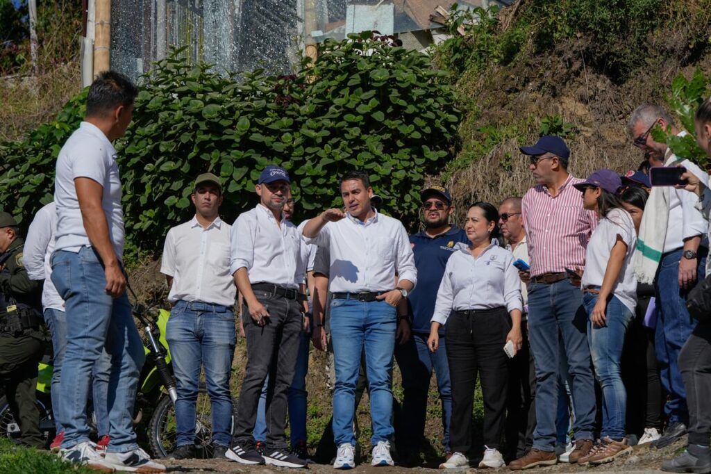 Soluciones a necesidades de la comunidad del Corregimiento El Manantial, con Gobierno en la Calle