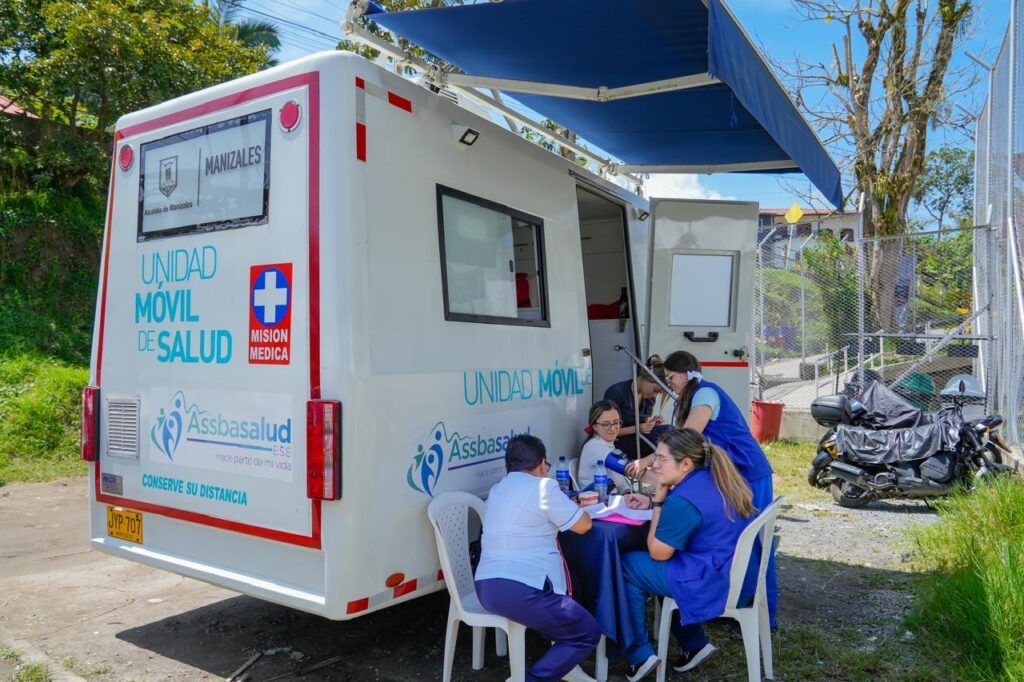 Soluciones a necesidades de la comunidad del Corregimiento El Manantial, con Gobierno en la Calle