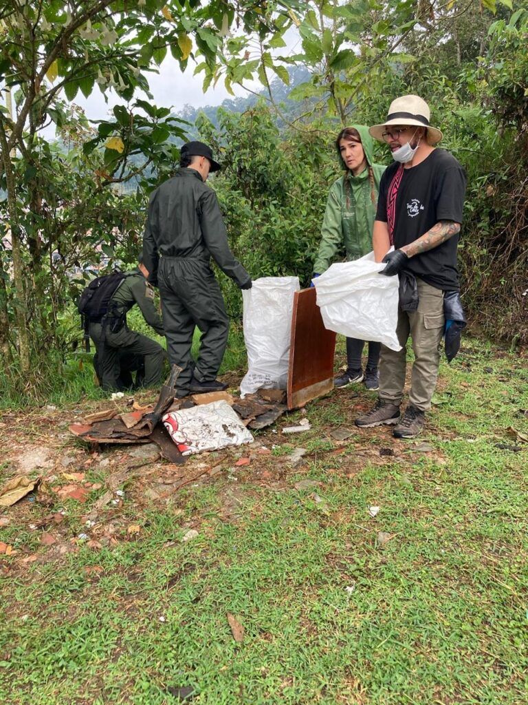 Tras la campaña pedagógica “Juégale Limpio a Manizales”, la Alcaldía Municipal creó un equipo interinstitucional para aplicar el comparendo ambiental