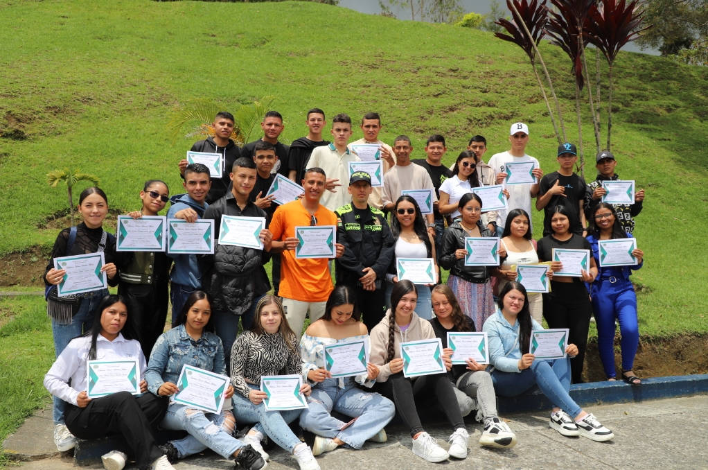 Un grupo de 34 Auxiliares de Policía culminan su servicio con honor