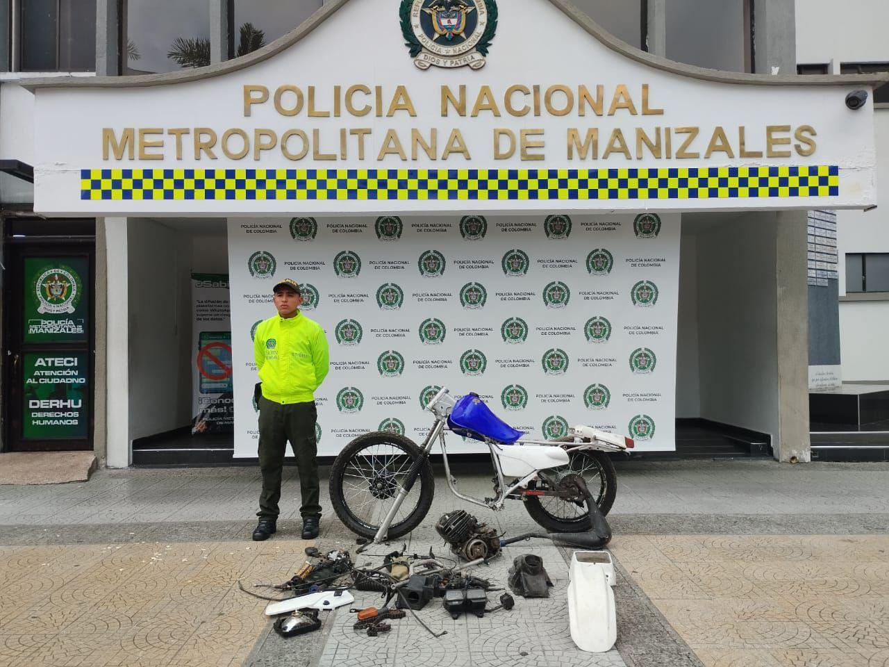 Una motocicleta hurtada el pasado 16 de agosto fue recuperada en zona boscosa del barrio Solferino