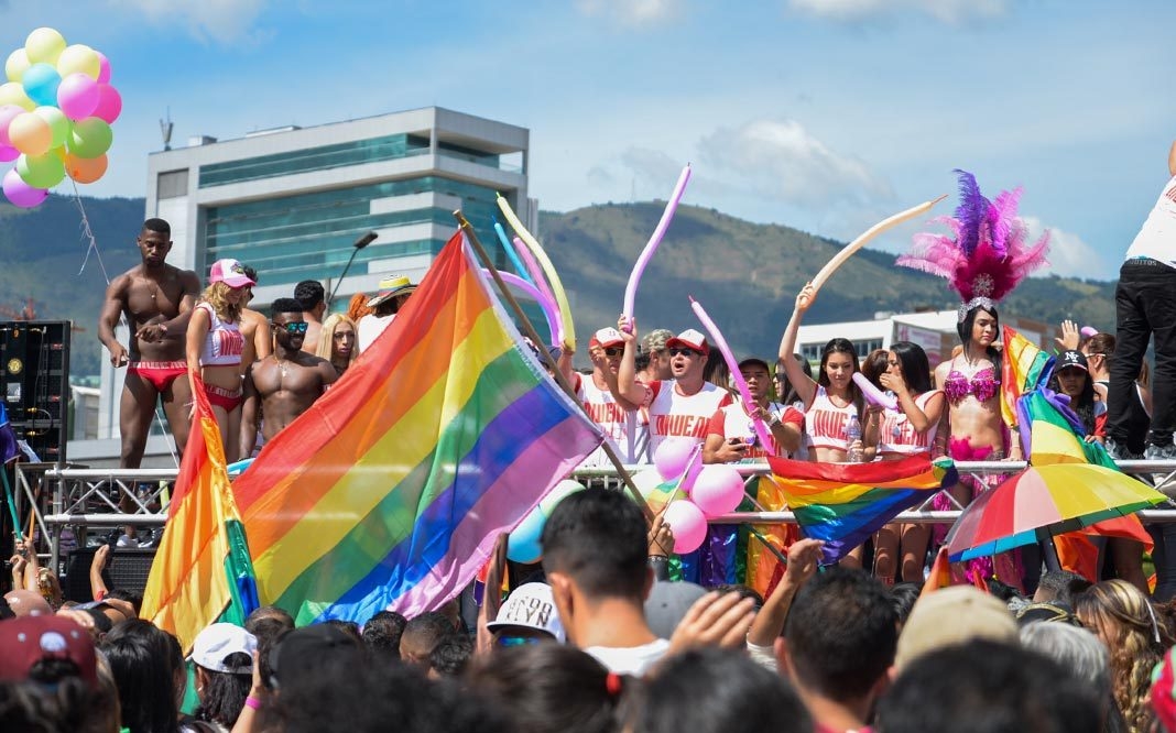 revista egocity marcha del orgullo gay