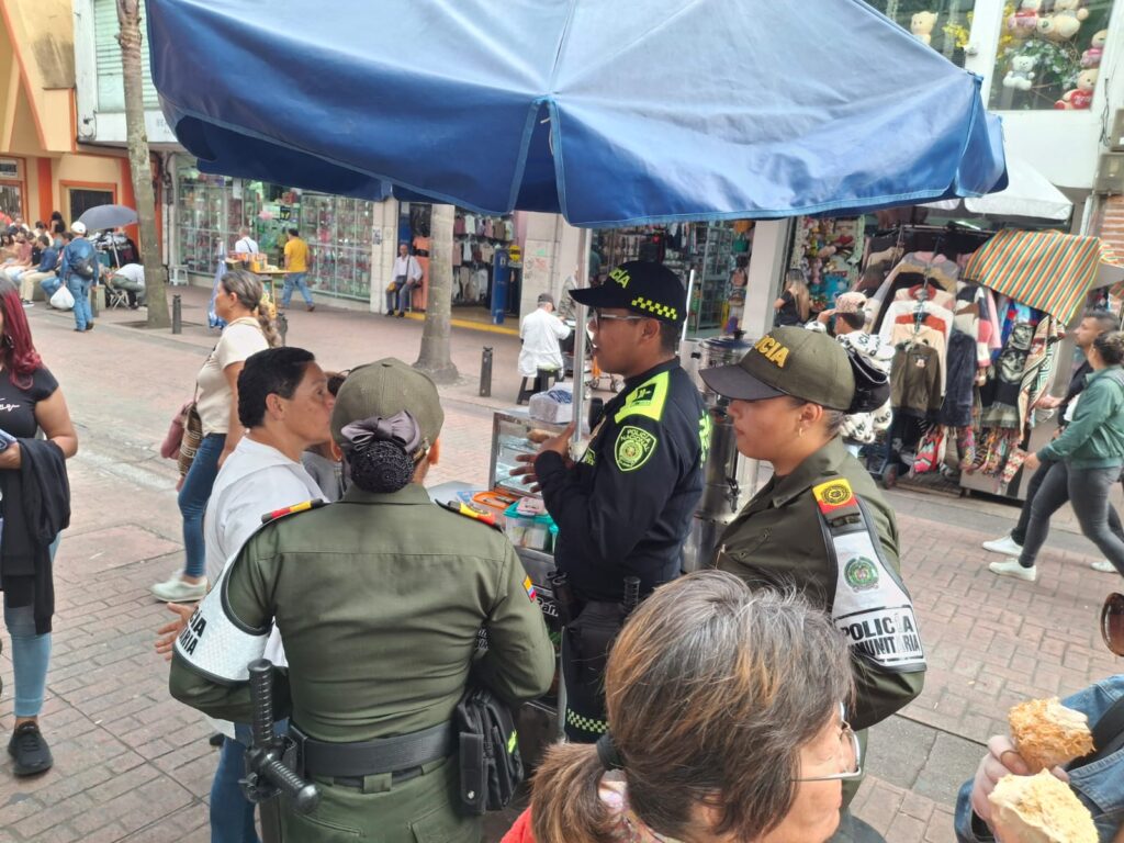 ACTIVIDADES OPERATIVAS Y PREVENTIVAS PARA GARANTIZAR LA SEGURIDAD Y CONVIVENCIA EN MANIZALES 771 llamadas ingresaron a la línea 123 y 17 personas capturadas es el balance del fin de semana en Manizales