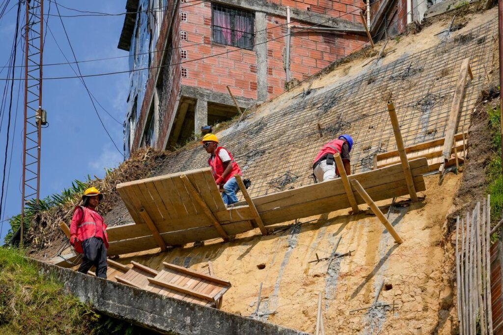 Alcaldía de Manizales Invierte Más de 2 Mil Millones en Obras de Mitigación de Riesgo