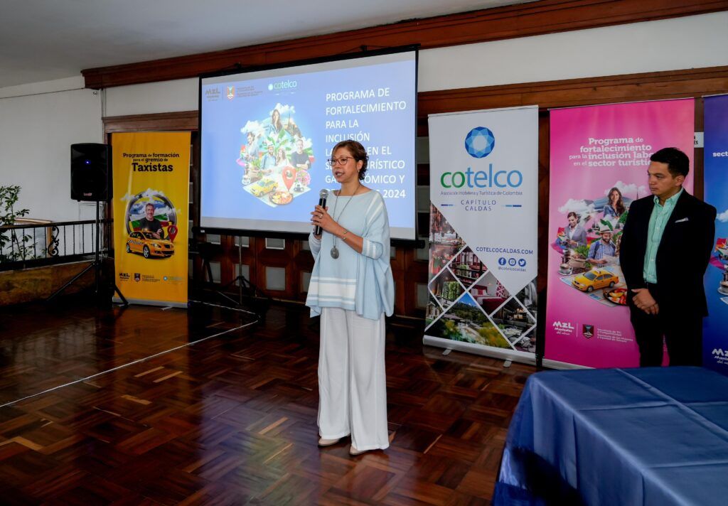 Alcaldía presenta programa para la inclusión laboral en los sectores turístico, gastronómico y de servicios