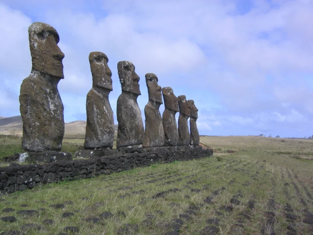 Cuestionan el 'ecocidio' de la Isla de Pascua