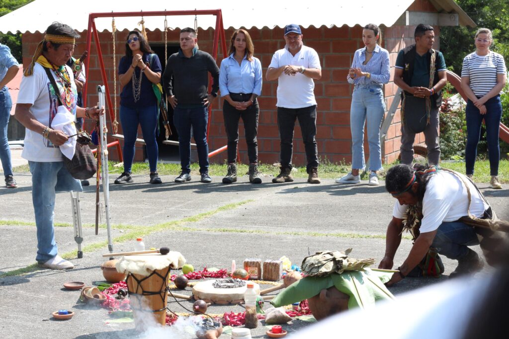 Gobernación de Caldas cumple los compromisos adquiridos con las comunidades indígenas. En mesa de concertación se socializaron logros y retos