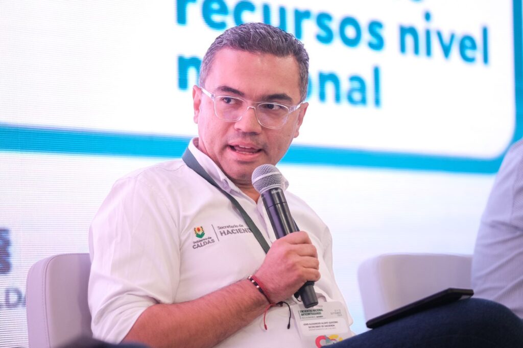 Gobierno de Caldas se destacó por su compromiso y resultados en la lucha contra el comercio ilegal durante el Encuentro Nacional de Anticontrabando