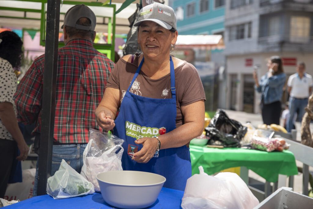 “Gobierno en la Calle Campesino” genera ingresos por  millones para los productores agrícolas