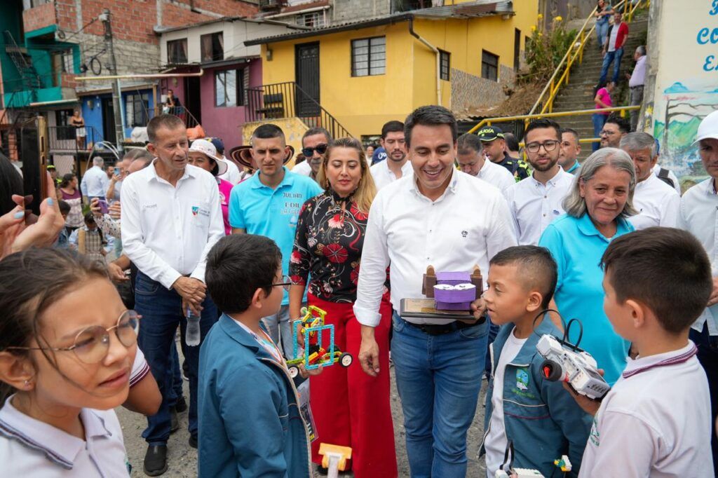 Gobierno en la calle visitó la Comuna La Fuente; la Administración atendió las necesidades de la comunidad