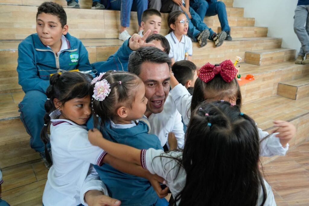 Gobierno en la calle visitó la Comuna La Fuente; la Administración atendió las necesidades de la comunidad