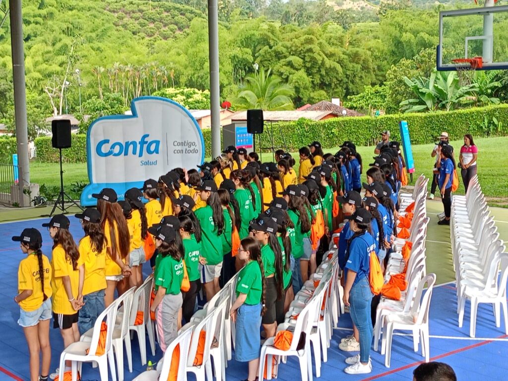 204  jóvenes participaron en la primera inmersión en inglés, Jornada Escolar Complementaria de Confa en el Centro Recreacional Santágueda.