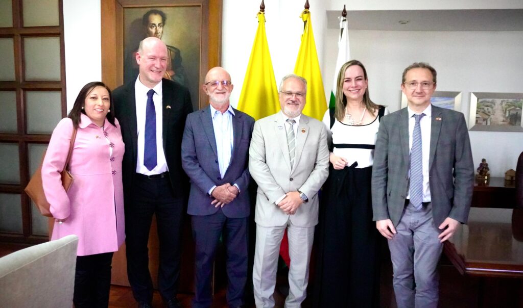 Abren convocatoria para agentes turísticos en Caldas: ¡Únete a la Ruta de Amigos del Francés!