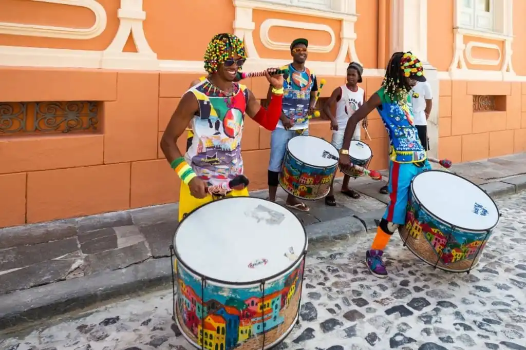 Un Puente Musical entre Colombia y Brasil: La UCaldas y la U. Federal de Pelotas Firman Convenio