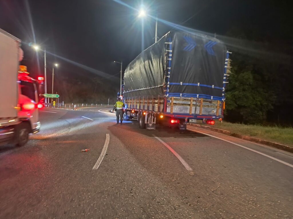 Las autoridades trabajan coordinadamente en el PMU departamental frente a la situación del paro camionero en Caldas