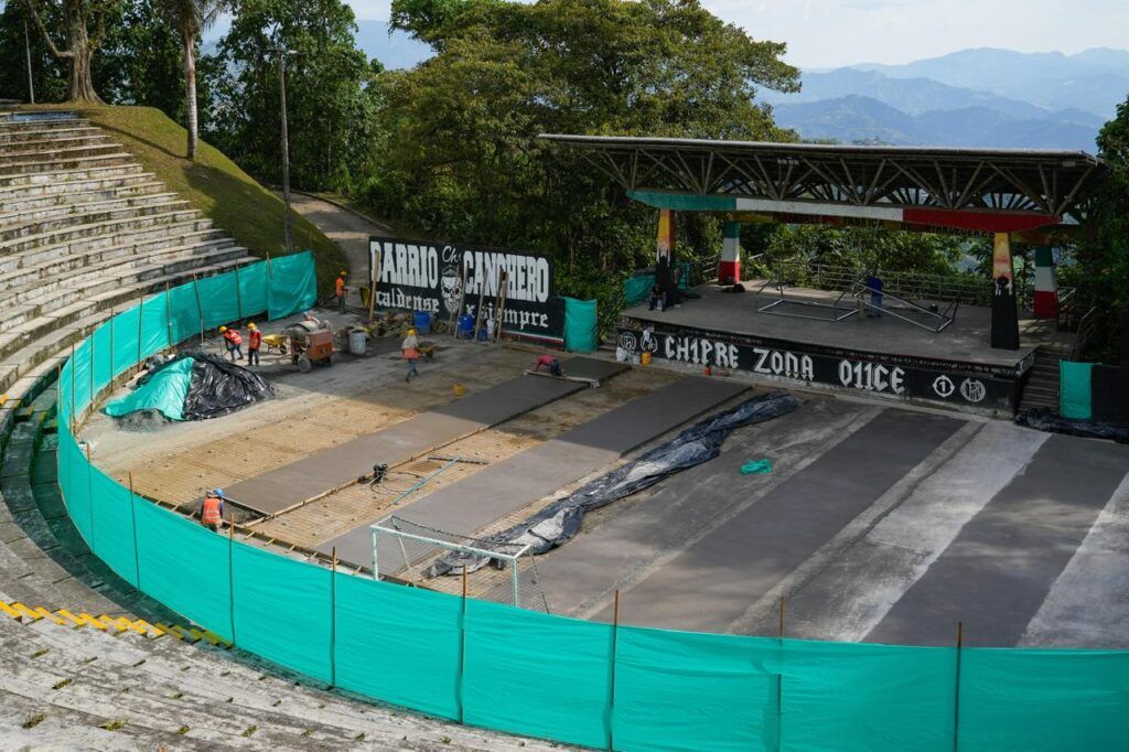 Obras de la Avenida 12 de Octubre y la Media Torta de Chipre progresan