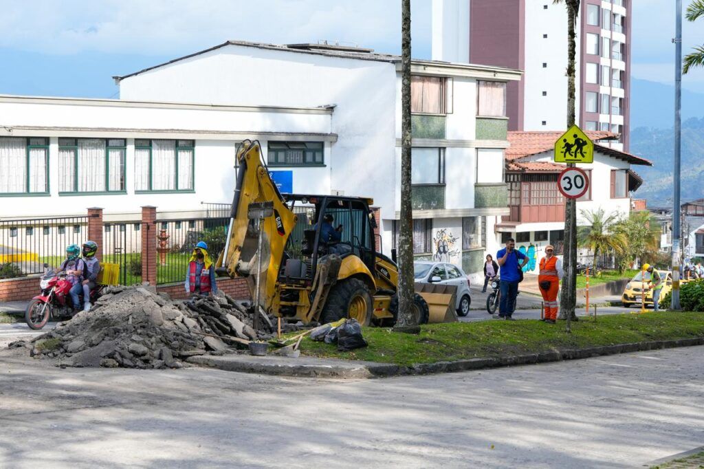 Progreso en obras de la Avenida 12 de Octubre y la Media Torta de Chipre