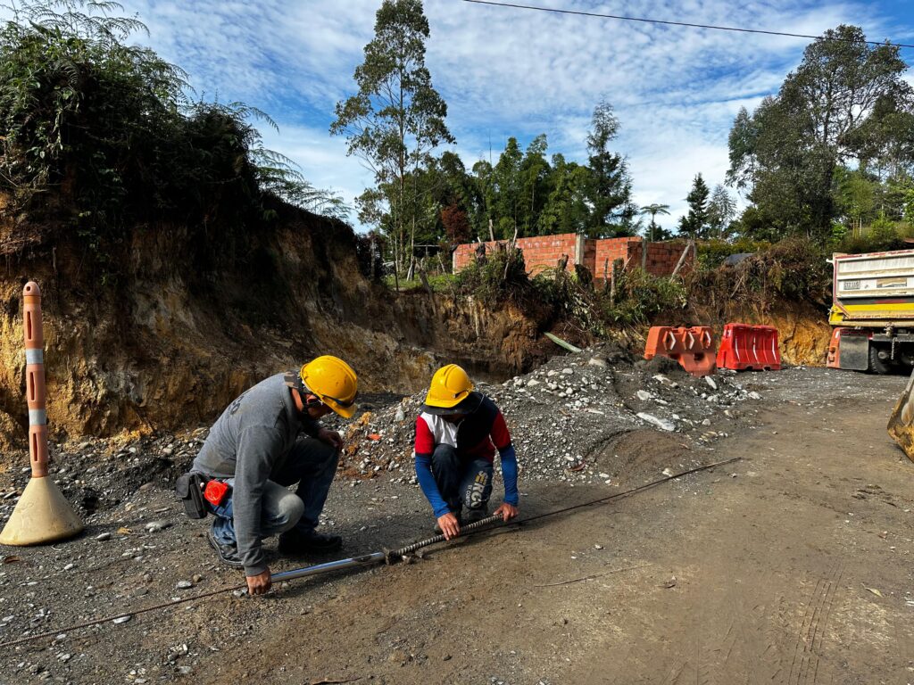 Secretaría de Infraestructura de Caldas rinde cuentas en Riosucio sobre obra de pavimentación