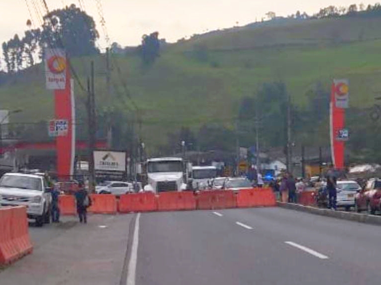 Fiscalía investiga bloqueos por paro camionero mientras Policía Metropolitana de Manizales reporta calma