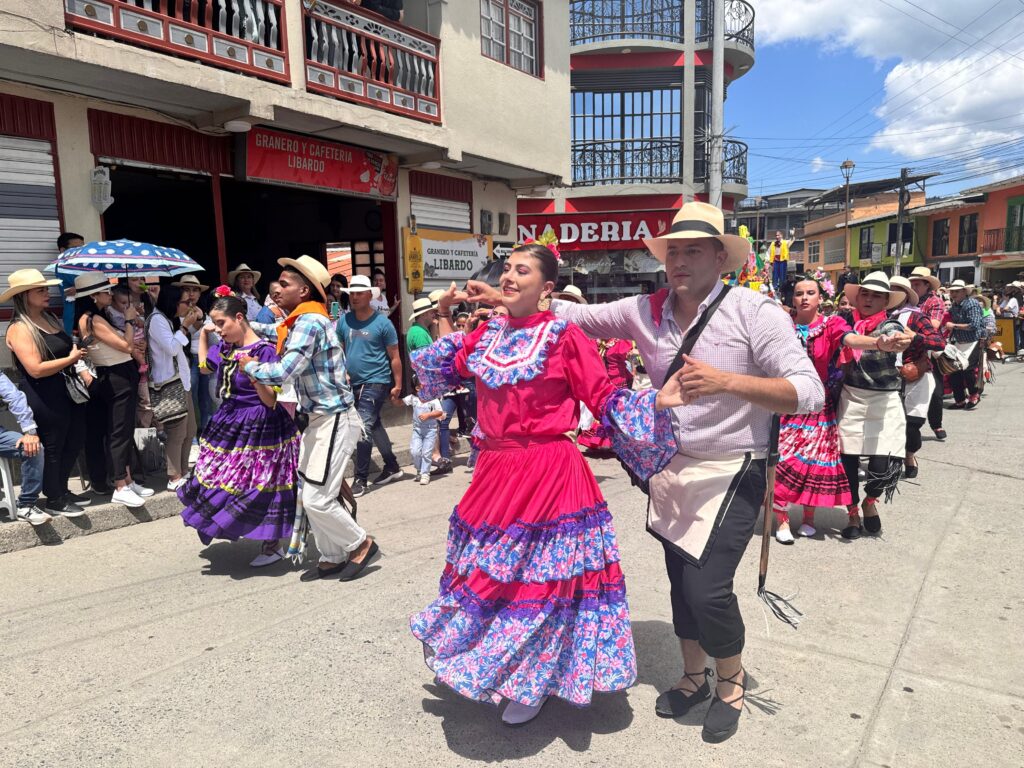 Caldas, listo para brindar un fin de semana cargado de festividades tradicionales y experiencias de aventura a propios y visitantes