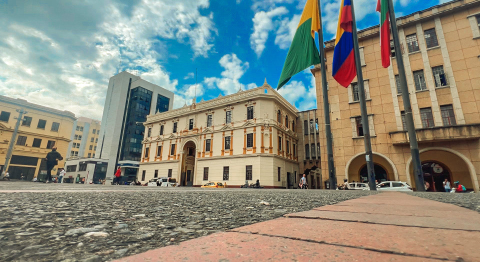 Gobierno de Caldas radicó ante la Asamblea Departamental el presupuesto de 2025: aumento del 7,4% prioriza educación, salud e infraestructura