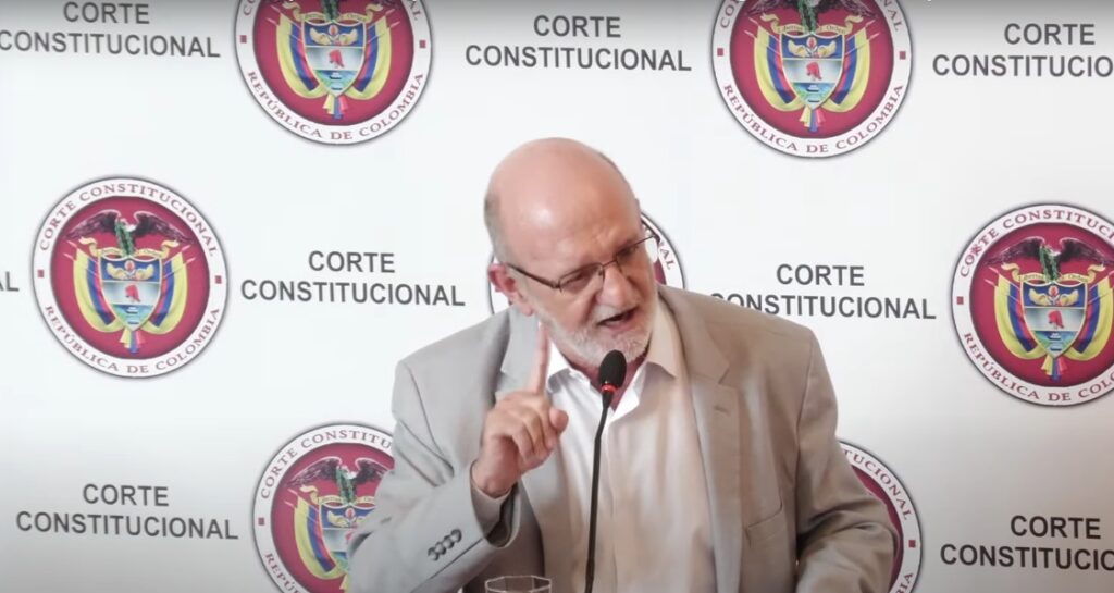 Audiencia pública convocada por la Corte Constitucional
Industria Licorera de Caldas pide defender la libre competencia en el mercado de aguardientes y derecho de elección de los consumidores