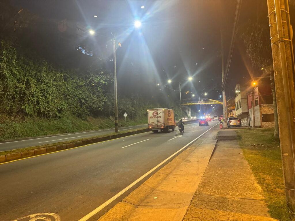 Invama culmina instalación de nuevas luminarias LED en la Panamericana