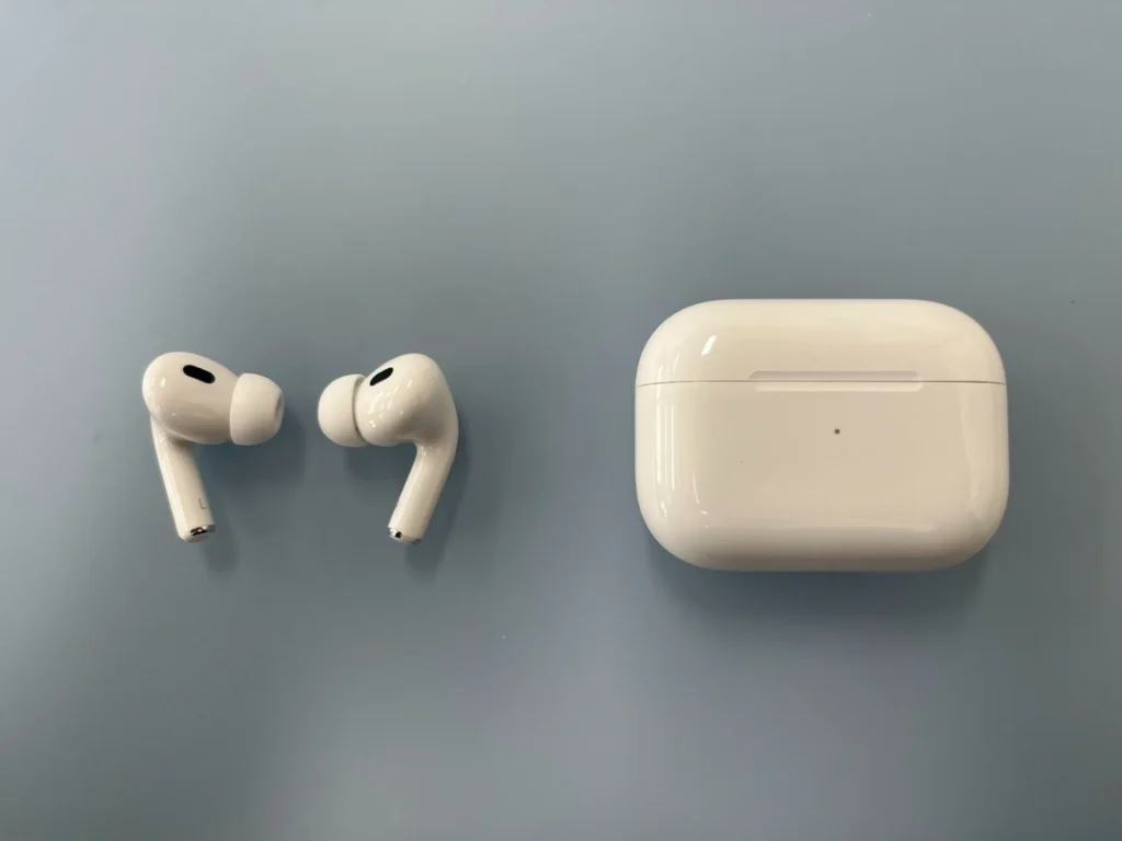 La tecnología de los audífonos AirPods genera ovaciones