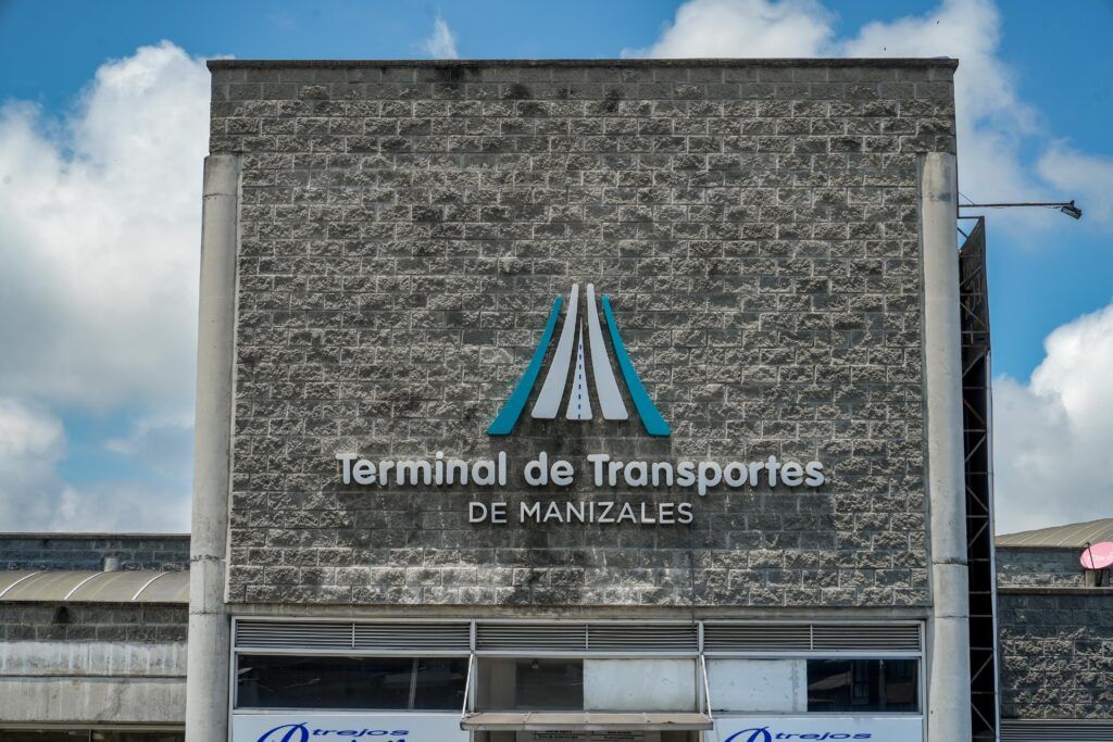 Terminal de Transportes y Empresa Arauca firman convenio para ofrecer zona VIP