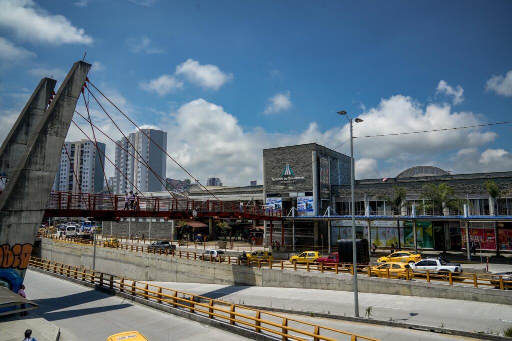 Terminal de Transportes y Empresa Arauca firman convenio para ofrecer zona VIP