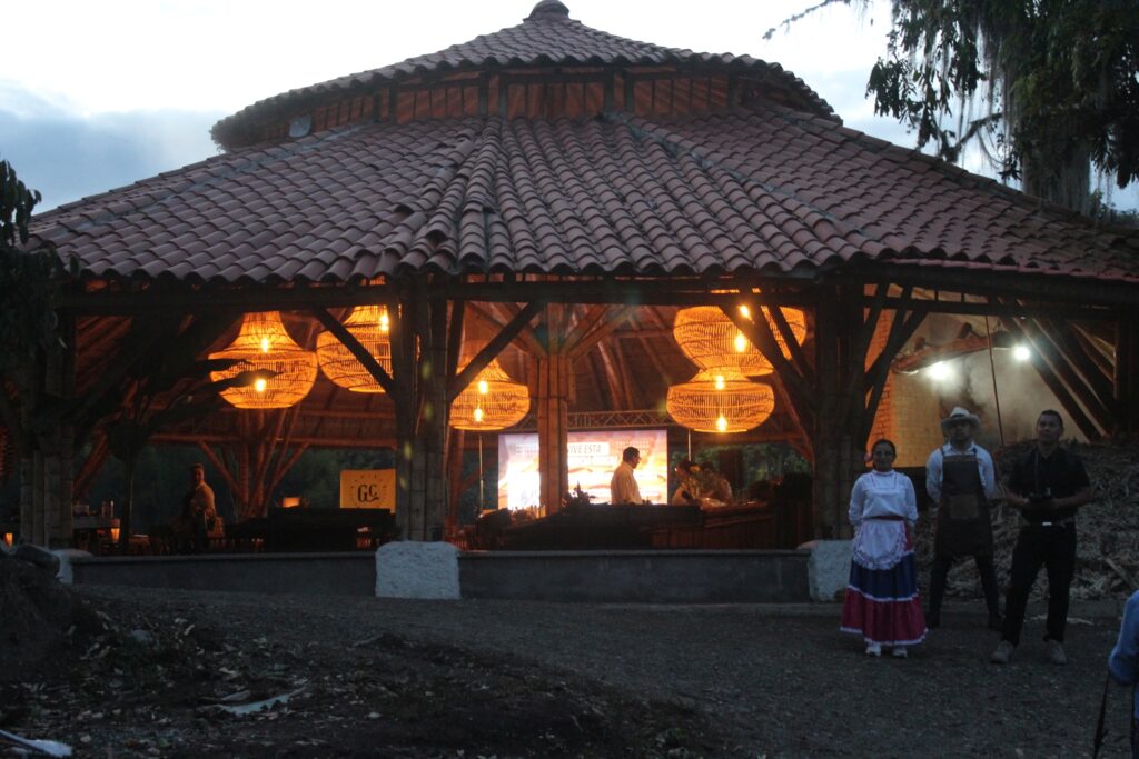 Fogón de Palo presentó su Trapiche Panelero: una Celebración de Nuestra Herencia Caldense