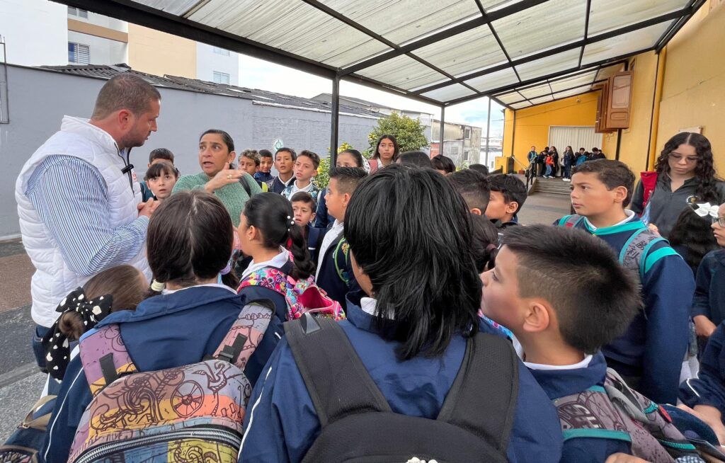 Alcaldía de Manizales refuerza controles al transporte escolar para velar por la seguridad de los menores