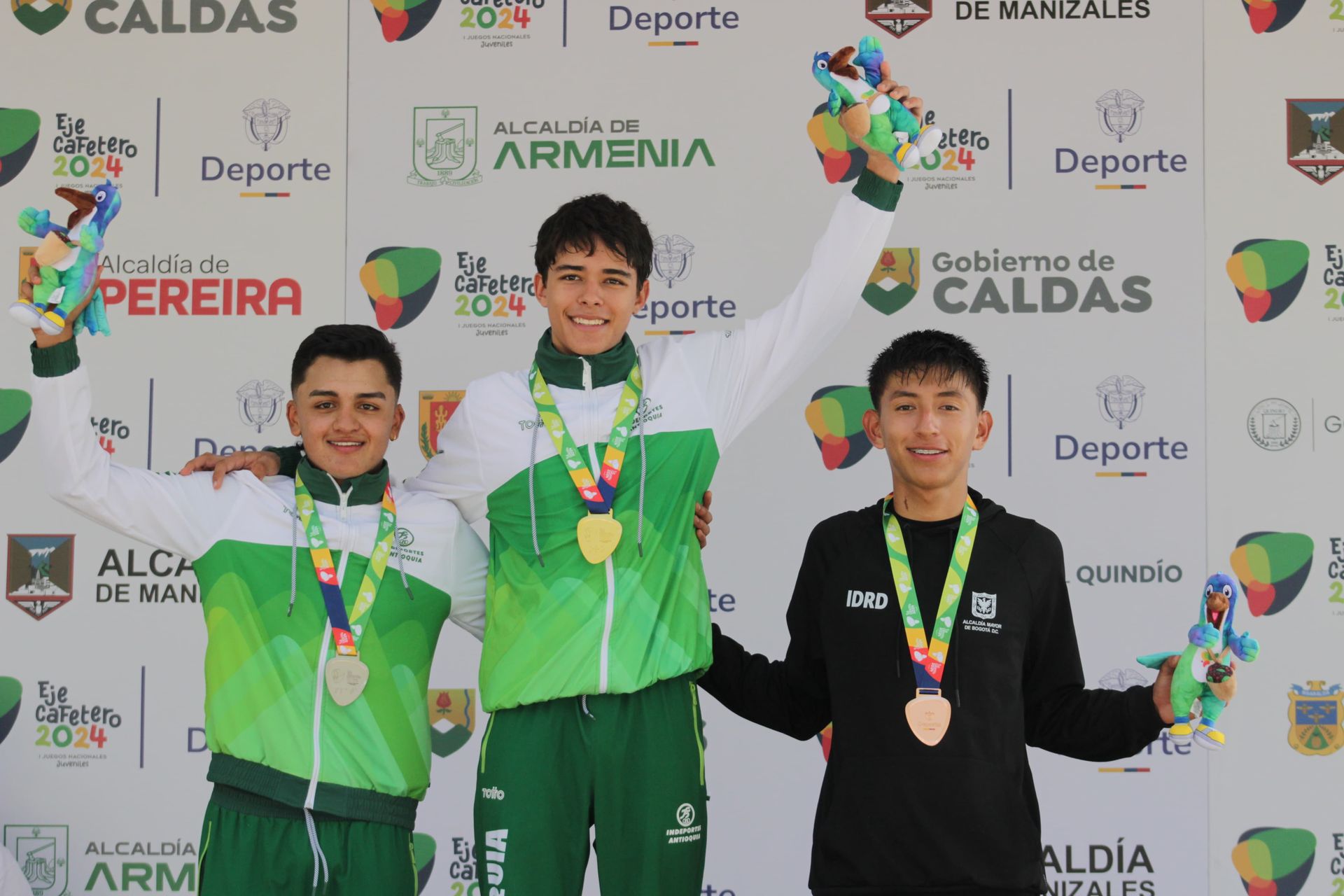 Balance de la segunda jornada de los I Juegos Nacionales Juveniles: el ciclismo y Para cycling entregó las primeras medallas