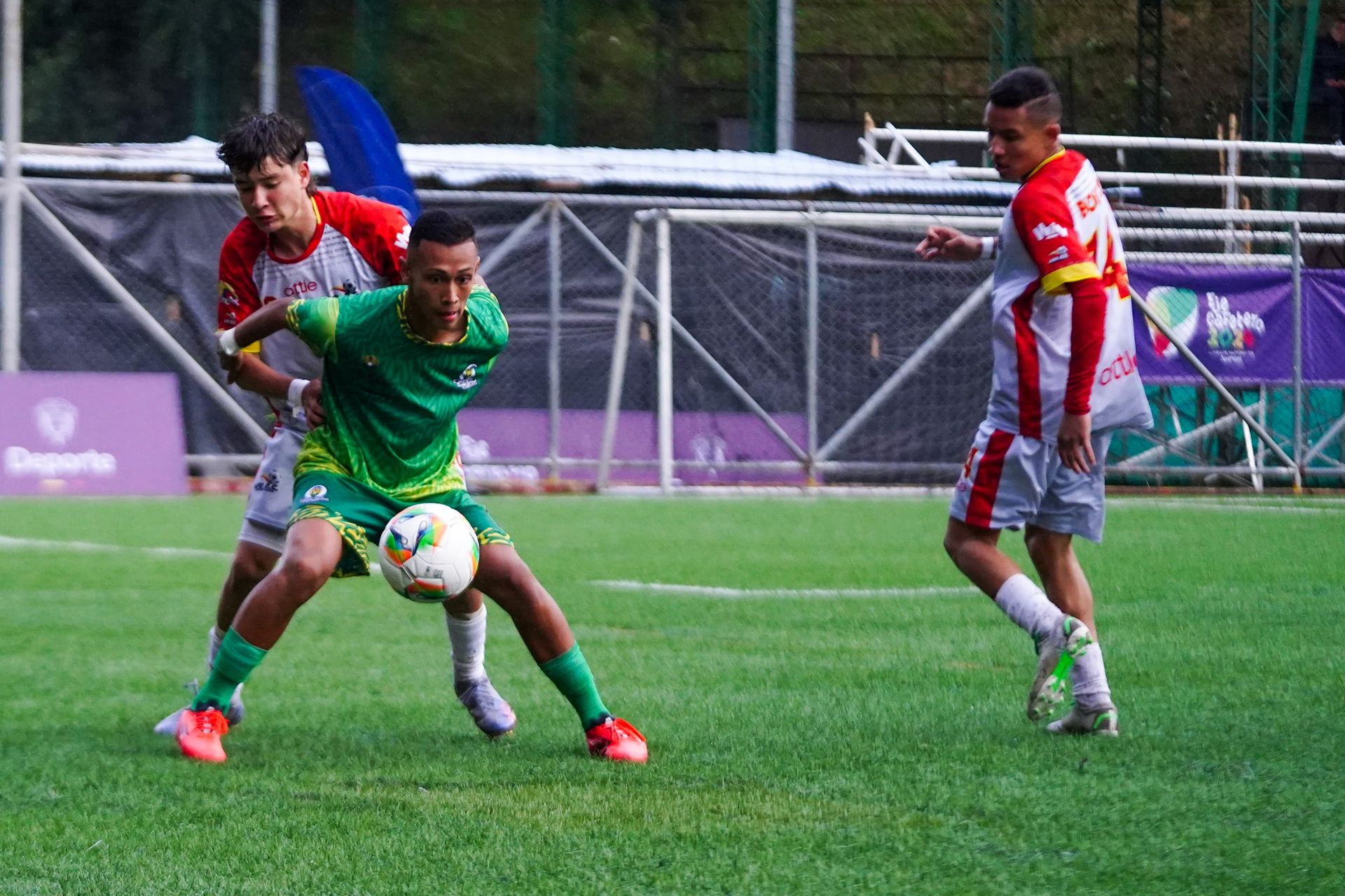 Bogotá y Caldas se juegan la clasificación del fútbol masculino en la última fecha; Antioquia, clasificado