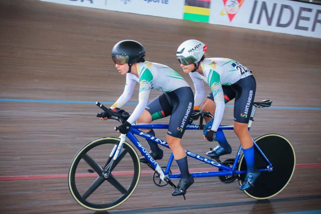 Debut del Para ciclismo de pista en los I Juegos Nacionales Juveniles en el Alcides Nieto Patiño de Cali