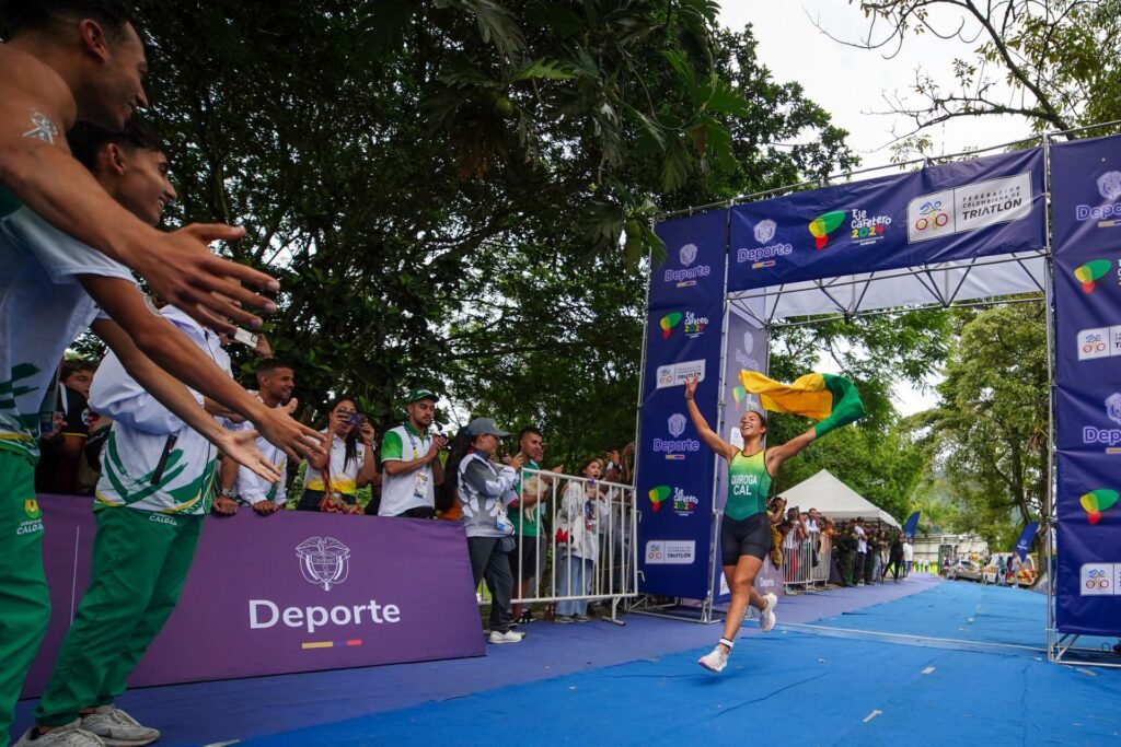 El triatlón de Caldas, rey de los Juegos Nacionales Juveniles