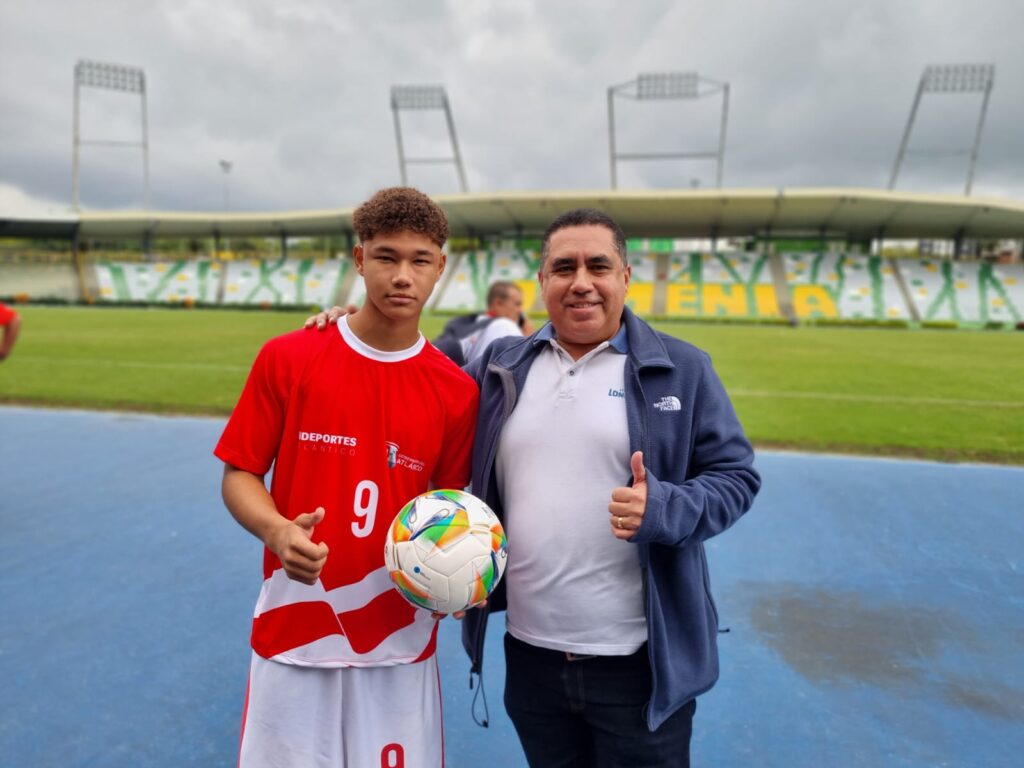 El ‘Atlántico, tu papá’, el grito familiar de Manuel Rojano en el fútbol de los Juegos Nacionales Juveniles