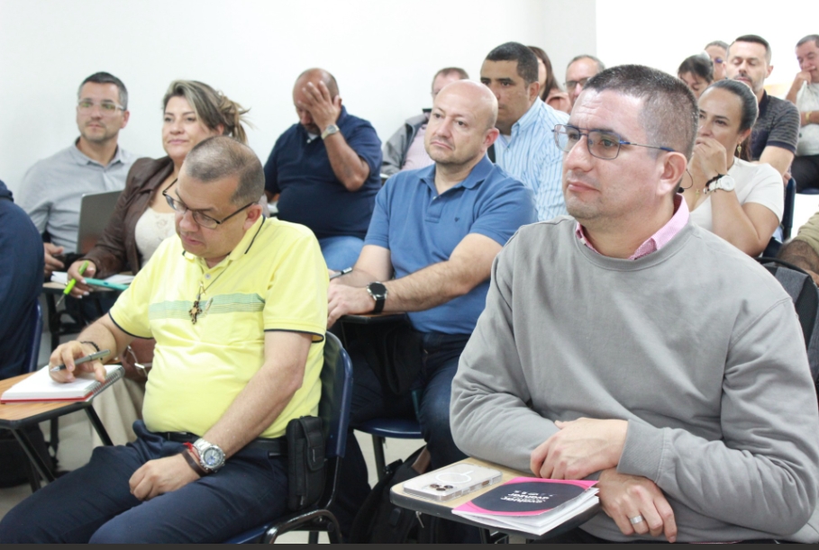 Capacitación de Coordinadores en Caldas: El Futuro de la Educación y la Gestión Escolar