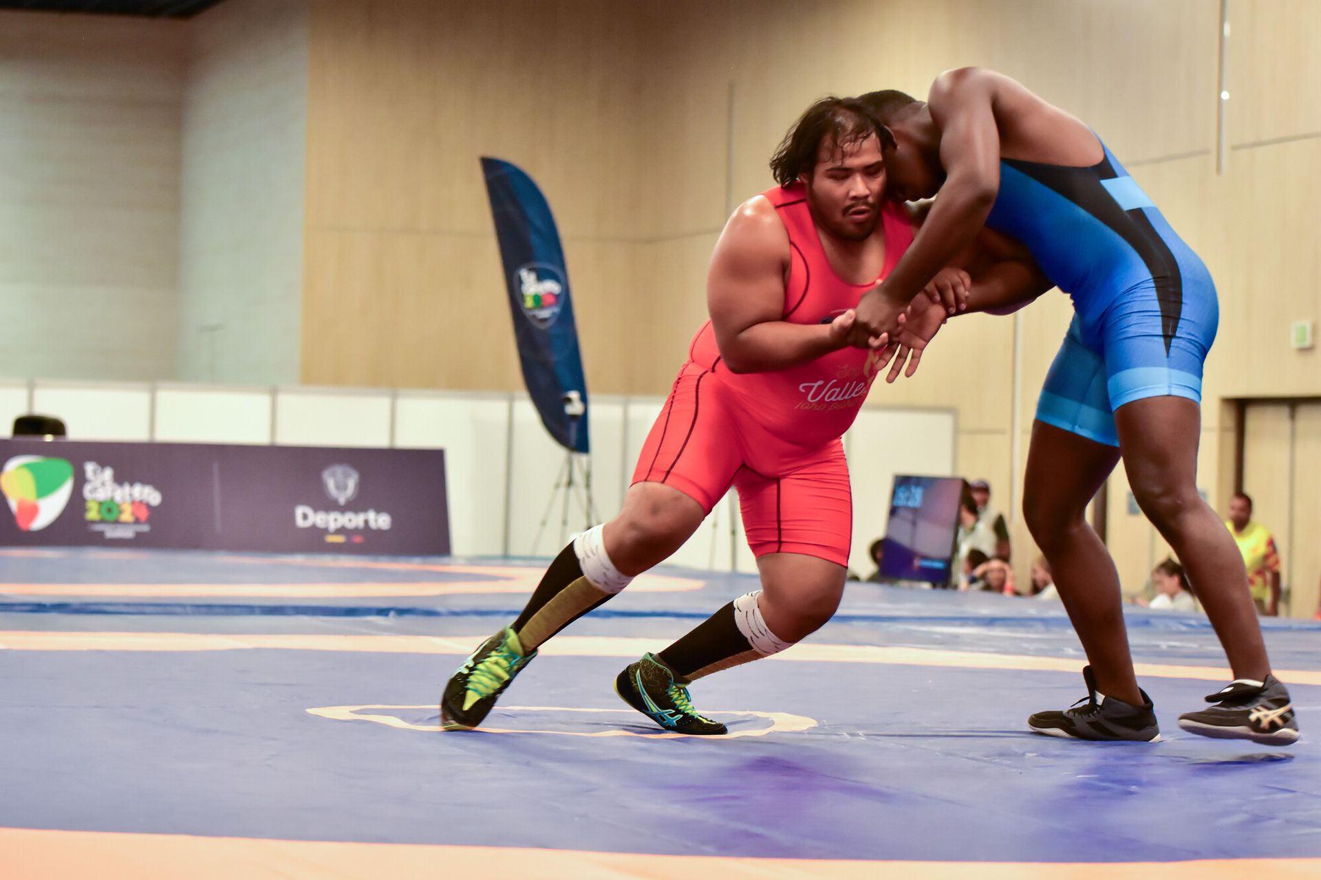 La lucha continúa entregando medallas en los I Juegos Nacionales Juveniles