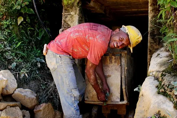 Compromiso Ambiental en Marmato: Corpocaldas Impulsa la Formalización Minera con Nuevas Iniciativas