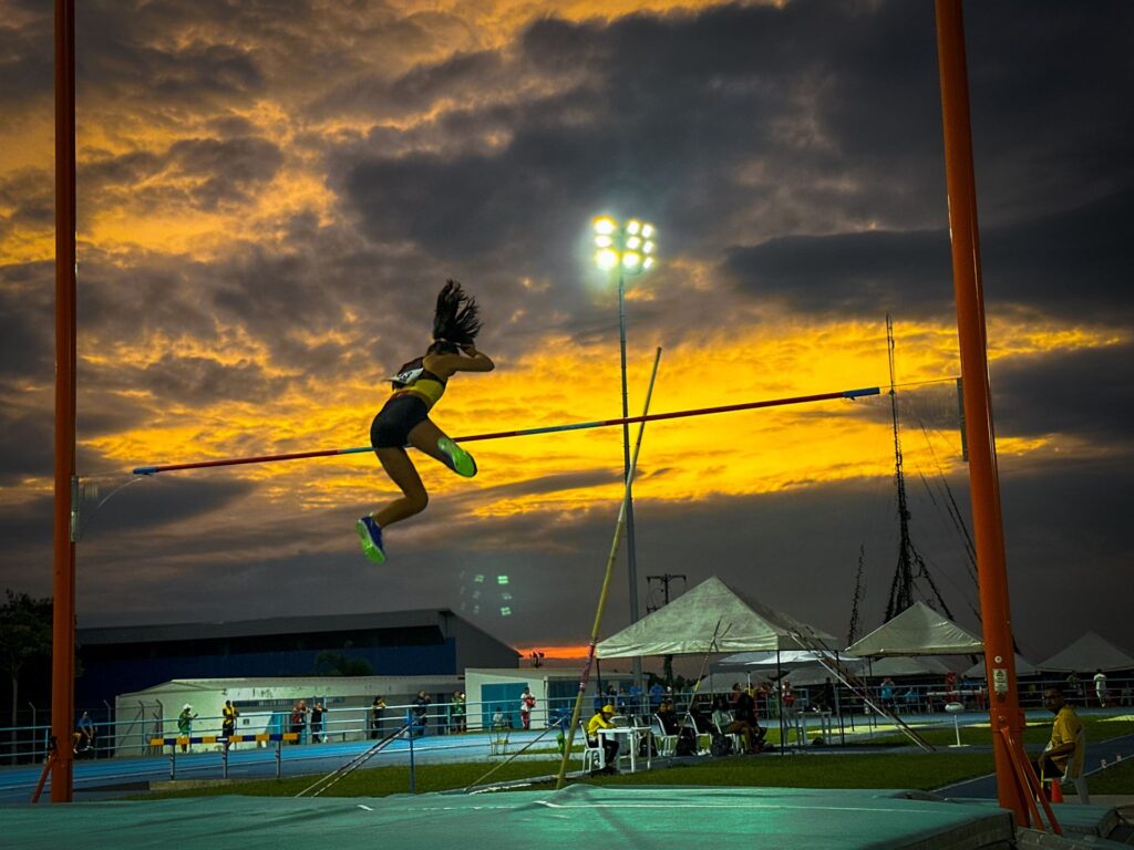 Una plata definió al ganador del atletismo en los Juegos Nacionales Juveniles