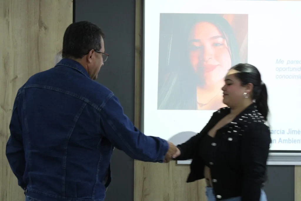 Universidad de Caldas y Fundación Luker impulsan experiencia internacional para estudiantes del programa “Universidad en tu Colegio”