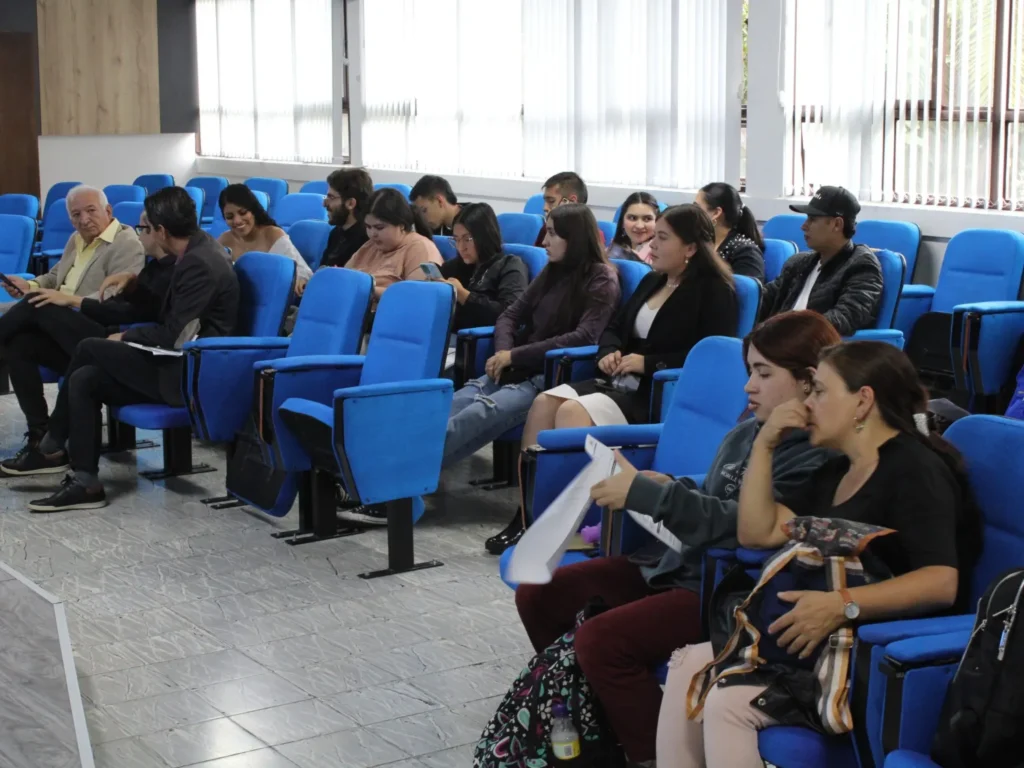 Universidad de Caldas y Fundación Luker impulsan experiencia internacional para estudiantes del programa “Universidad en tu Colegio”