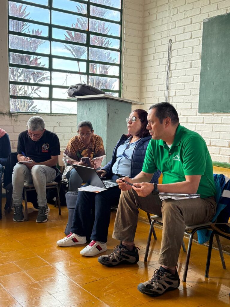 Corpocaldas Escucha a las Comunidades: Un Diálogo Clave por el Agua en el Norte de Caldas