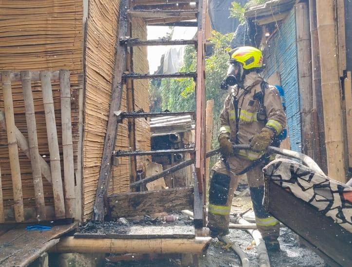 Incendio en Bajo Andes: La respuesta rápida de Bomberos Manizales evita mayores daños